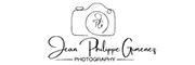 Le logo minimaliste représente un appareil photo au trait avec les initiales "JPG" dans la zone de l'objectif. Sous l'appareil photo, "Jean Philippe Gaurez" est écrit en cursive élégante et "PHOTOGRAPHIE" apparaît en majuscules.